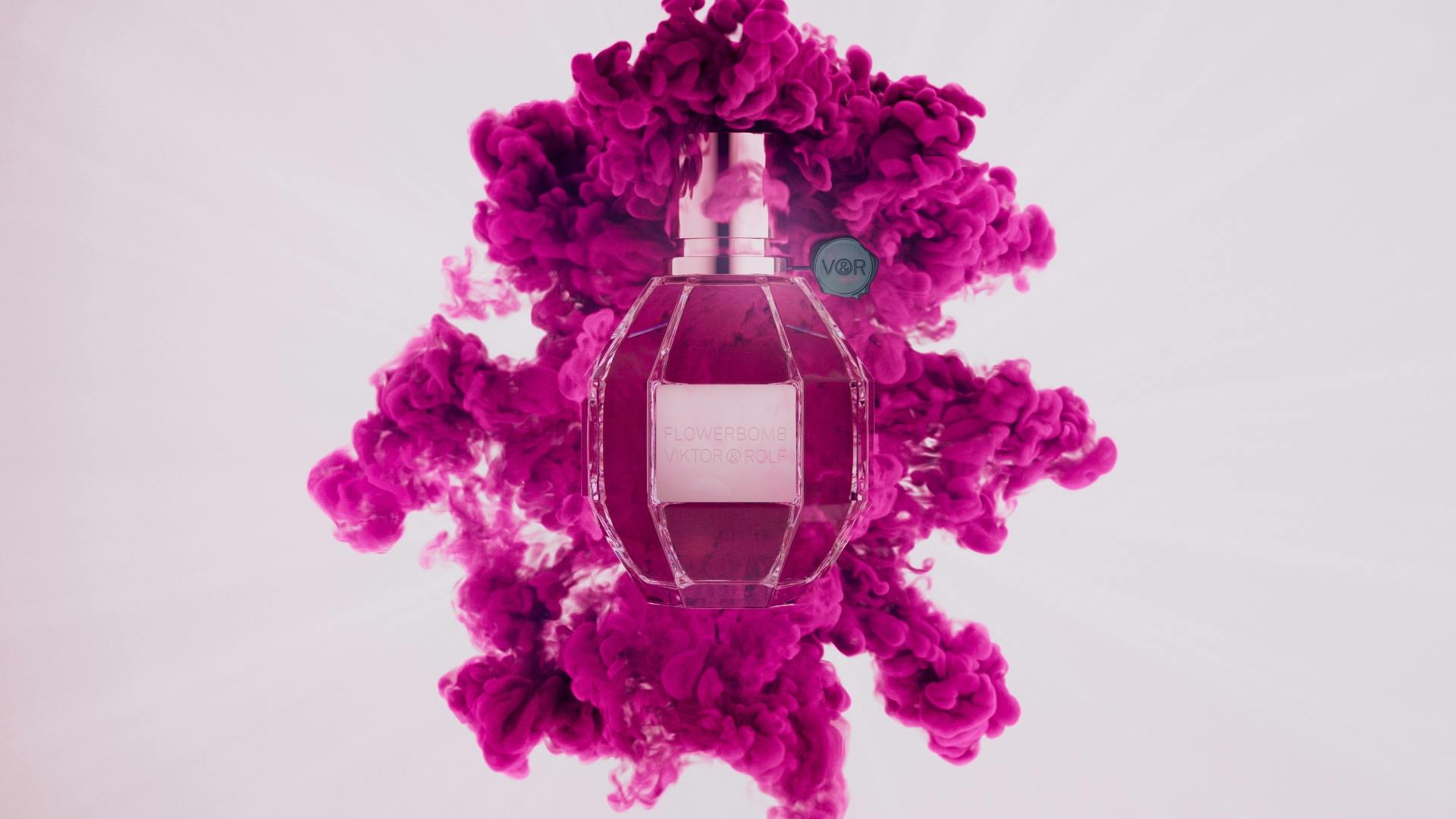 victor_and_rolf_flowerbomb_5.jpg